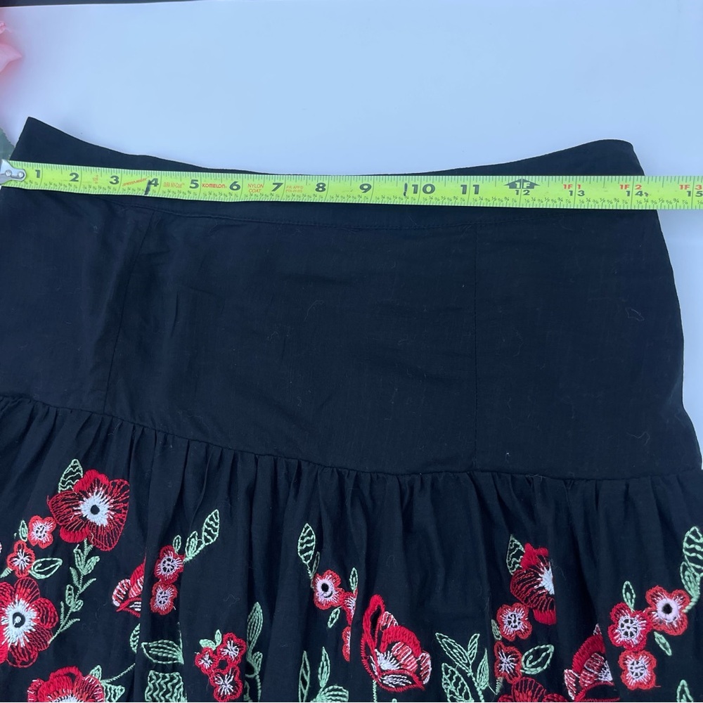 Anthropologie Women’s Size 6 Embroidered Skirt black Floral - Picture 5 of 6